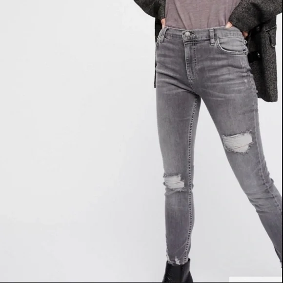Free People raw hem Gray skinny Jeans Sz 28 - Picture 7 of 12